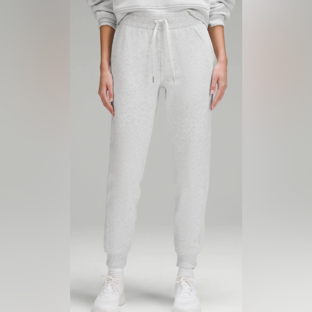Lululemon High Rise Scuba Jogger